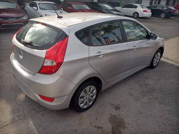 2017 Hyundai Accent SE Hatchback 4D BUY HERE PAY HERE - cars & for sale in Miami, FL – photo 9