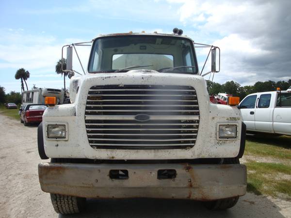 1988 Ford L8000 Water Truck for sale in Homosassa Springs, FL – photo 2