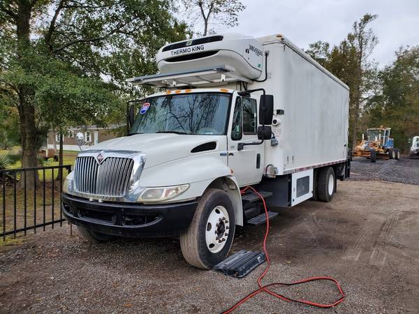 2008 INTERNATIONAL 4500 DT466 Auto 18' Reefer Box Lift Gate... for sale in Houston, TX – photo 13