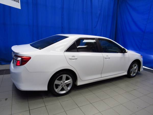 2014 Toyota Camry 4dr Sdn I4 Auto SE *Ltd Avail* for sale in Anchorage, AK – photo 4