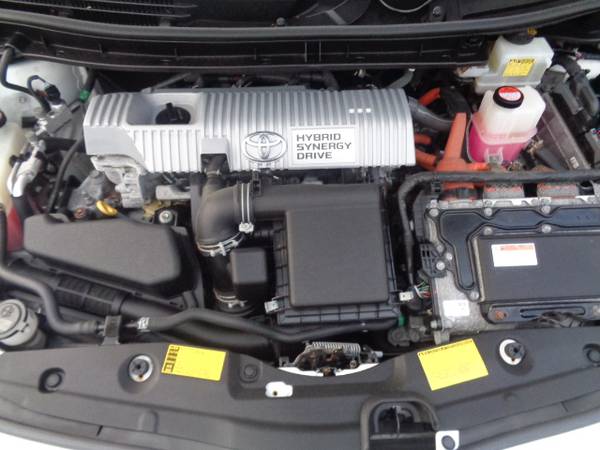 2015 Toyota Prius IV Four All Power Great on Gas Clean IPOD Hybrid for sale in Hampton Falls, NH – photo 18