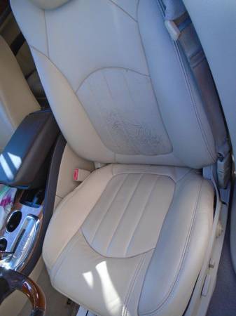 2011 Buick Enclave CXL - Loaded, Very nice for sale in Palo Verde, AZ – photo 10