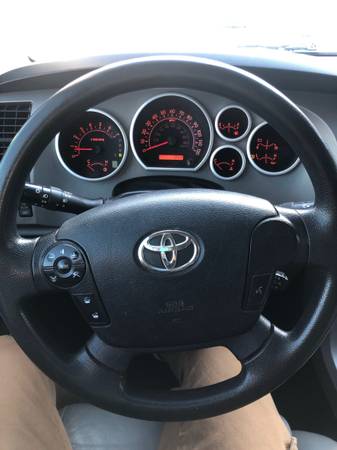 2013 Toyota Tundra - cars & trucks - by owner - vehicle automotive... for sale in Houston, TX – photo 5