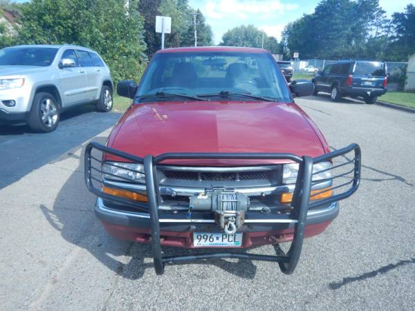 2000 Chevrolet S-10 Reg Cab 108" WB 4WD LS for sale in Oakdale, MN – photo 2