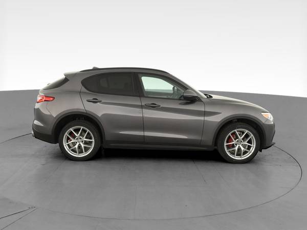 2018 Alfa Romeo Stelvio Sport SUV 4D hatchback Gray - FINANCE ONLINE... for sale in Long Beach, CA – photo 13