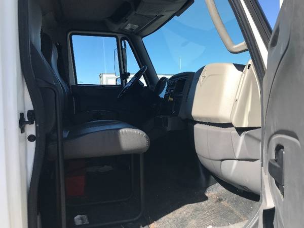 2019 International Cummins Air ride 26ft box Truck like Freightliner for sale in Los Angeles, CA – photo 10