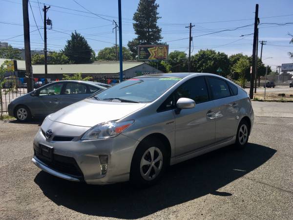 2014 Toyota Prius III 42K Miles Solar Panel & Sunroof for sale in Portland, OR – photo 3