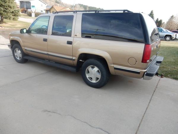 1999 chevy Suburban 4x4 - cars & trucks - by owner - vehicle... for sale in Black Hawk, SD – photo 2