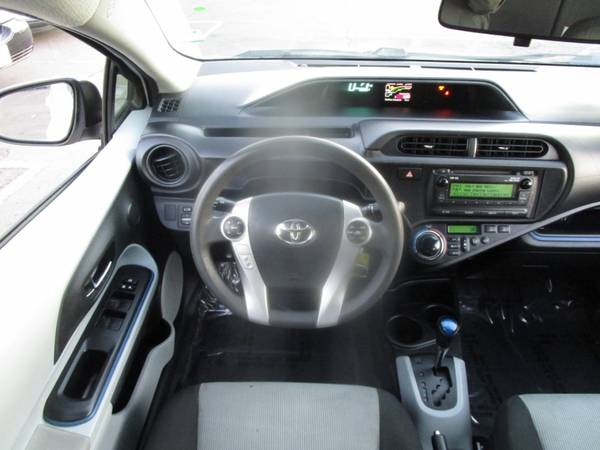 2013 Toyota Prius C - RECENTLY SMOGGED - OIL AND OIL FILTER CHANGED... for sale in Sacramento , CA – photo 7
