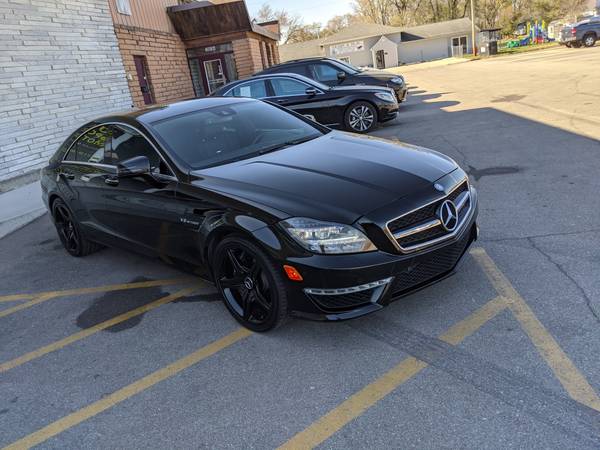 2013 Mercedes CLS63Amg - cars & trucks - by dealer - vehicle... for sale in Evansdale, IA – photo 3