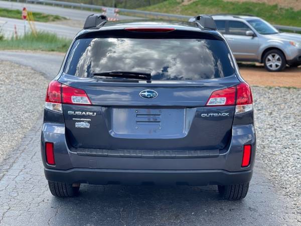 2012 Subaru Outback 4dr Wgn H4 Auto 2 5i Premium/CLEAN TITLE - cars for sale in Asheville, NC – photo 4