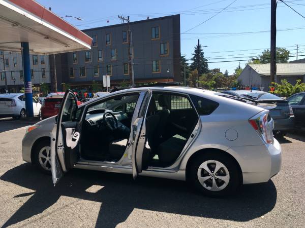 2014 Toyota Prius III 42K Miles Solar Panel & Sunroof for sale in Portland, OR – photo 8