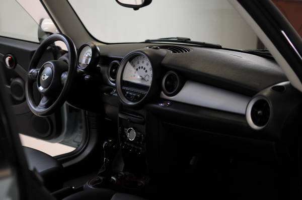2013 MINI Cooper Hardtop - cars & trucks - by dealer - vehicle... for sale in Bensenville, IL – photo 7