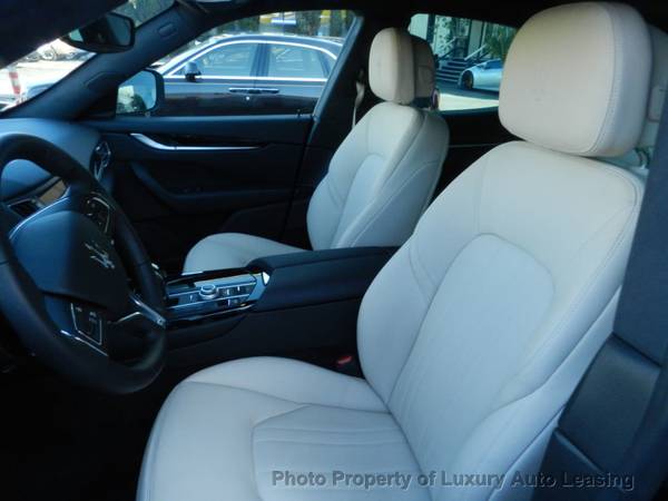 2017 *Maserati* *Levante* *3.0L* Nero Luxury Auto Le for sale in Marina Del Rey, CA – photo 9