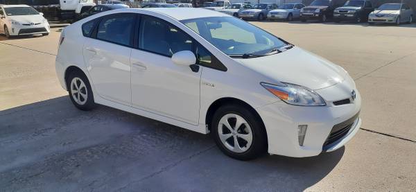 2015 Toyota Prius 2>>One Owner - cars & trucks - by dealer - vehicle... for sale in BLUE SPRINGS, MO – photo 6