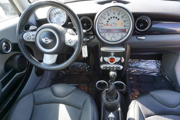 2008 MINI Clubman Cooper Hatchback Fun to Drive! Sale Price for sale in Eugene, OR – photo 11