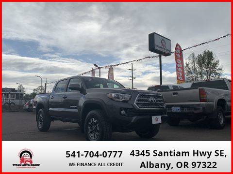 2017 Toyota Tacoma Double Cab - Financing Available! for sale in Albany, OR