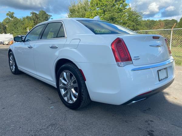 Chrysler 300 Limited AWD 4x4 Heat & Cool Seats HID Headlights Cars c... for sale in Washington, District Of Columbia – photo 4