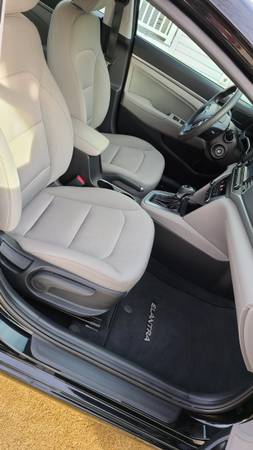 2018 Hyundai Elantra SEL Sedan 4D for sale in Knoxville, IA – photo 5