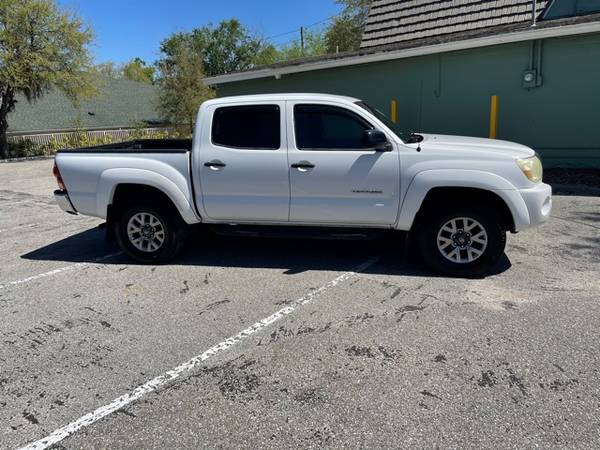 2005 toyota tacoma crew cab pick up newer wheels/tires nice mint for sale in Deland, FL – photo 2