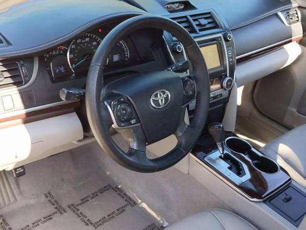2014 Toyota Camry XLE SKU: EU458238 Sedan - - by dealer for sale in Wesley Chapel, FL – photo 10