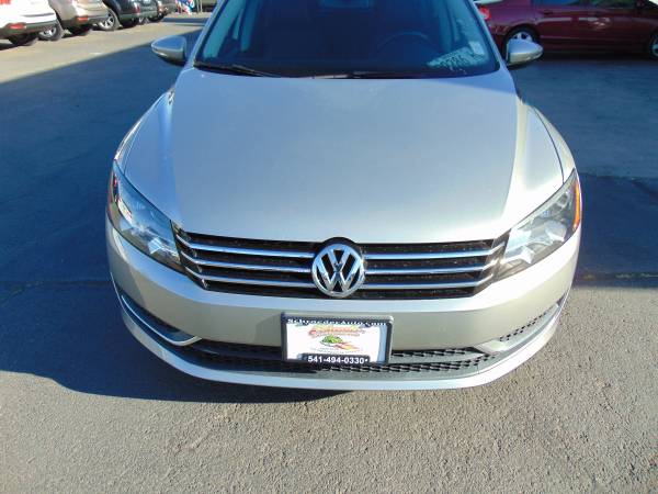 2012 VW PASSAT 4DR LOW MILES - - by dealer - vehicle for sale in Medford, OR – photo 8