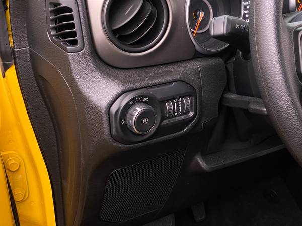2018 Jeep Wrangler Unlimited All New Sport SUV 4D suv Yellow for sale in Columbus, GA – photo 24