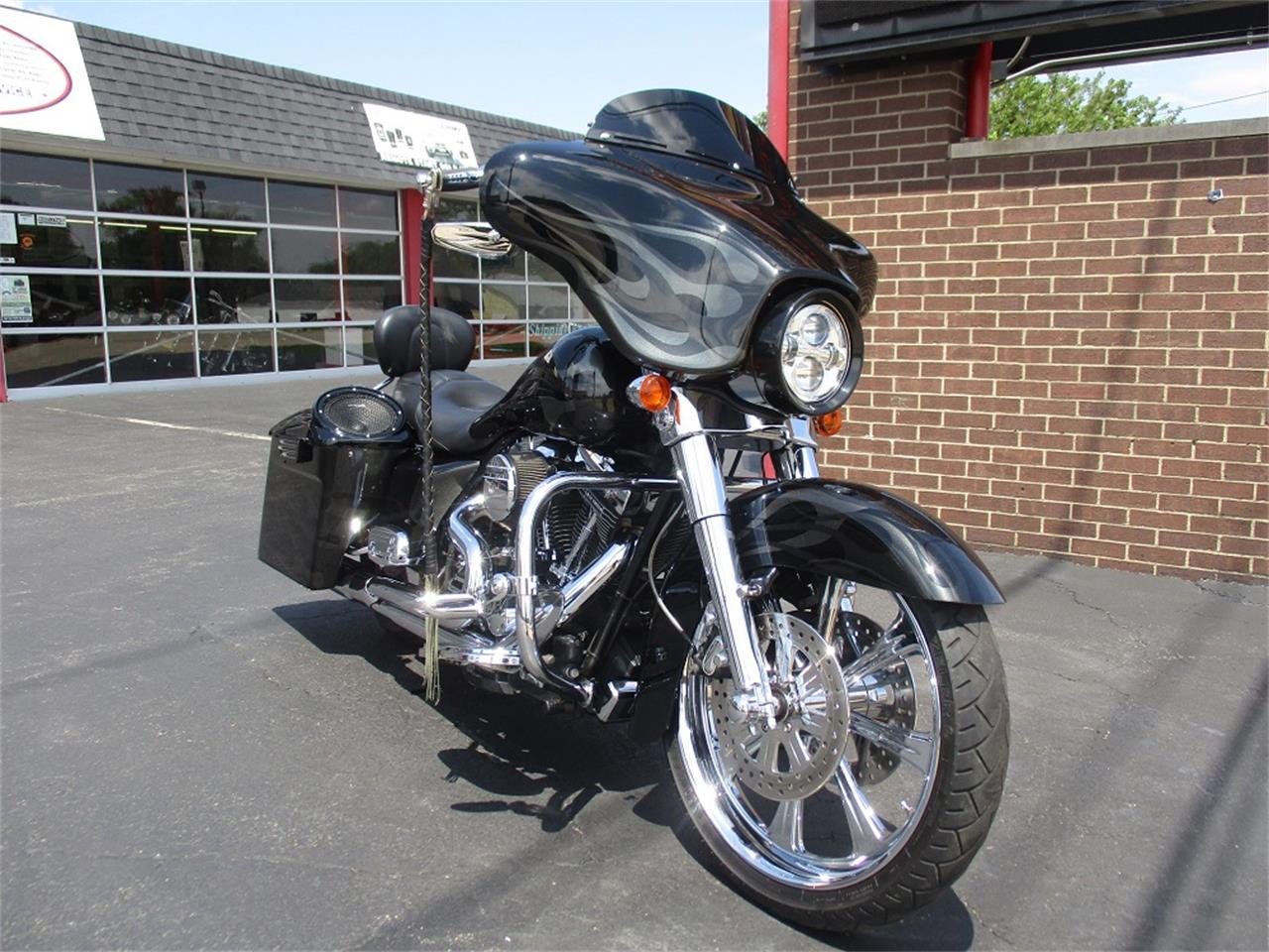 2007 Harley-Davidson Street Glide for sale in Sterling, IL – photo 4
