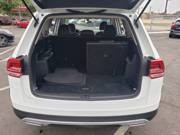 2018 Volkswagen Atlas 3 6L V6 SE FWD - - by dealer for sale in San Antonio, TX – photo 12