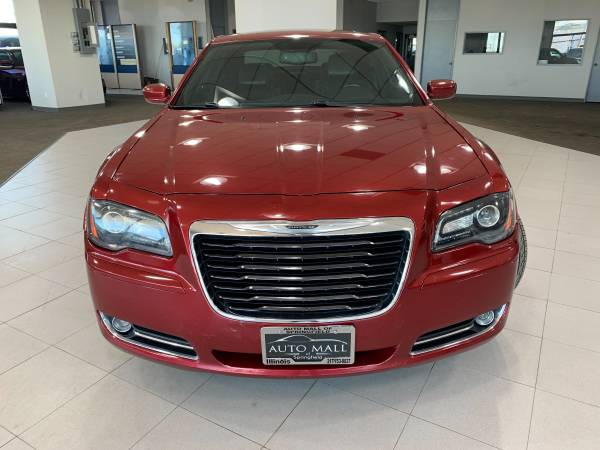 2012 Chrysler 300 S V6 - - by dealer - vehicle for sale in Springfield, IL – photo 2