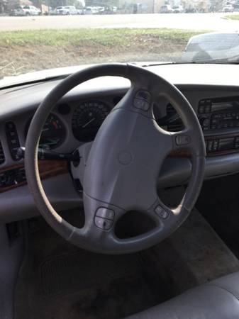2001 Buick LeSabre 4dr Sdn Limited - - by dealer for sale in Rossville, KS – photo 8