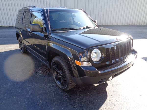 2015 Jeep Patriot Altitude, ALL NEW TIRES!, only 50K miles! for sale in Lansing, MO – photo 4