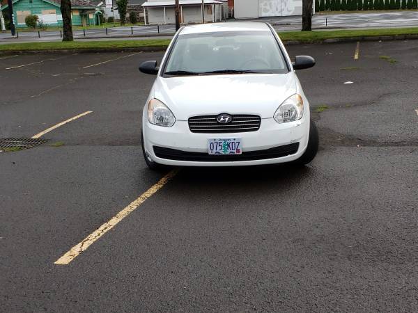 2009 Hyundai Accent for sale in Portland, OR – photo 2