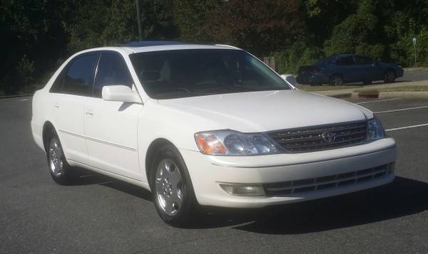 2004 Toyota Avalon XLS with 140,000 miles - cars & trucks - by owner... for sale in Charlotte, NC – photo 4