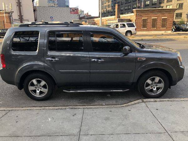2011 Honda Pilot EX-L 4WD 5-Spd AT with Navigation - EVERYONES... for sale in Brooklyn, NY – photo 11