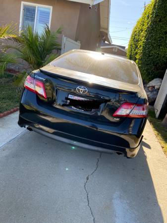 2011 Toyota Camry SE - cars & trucks - by owner - vehicle automotive... for sale in Paramount, CA – photo 2
