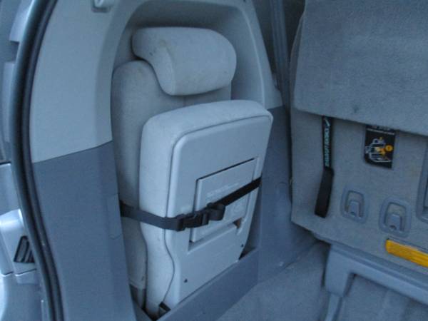 2011 Toyota Sienna sport LE **8 passenger/Like New/Clean & New... for sale in Roanoke, VA – photo 22