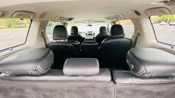 2011 Toyota Sienna SE 8 Passenger 4dr Mini Van van White - cars & for sale in Fayetteville, AR – photo 12