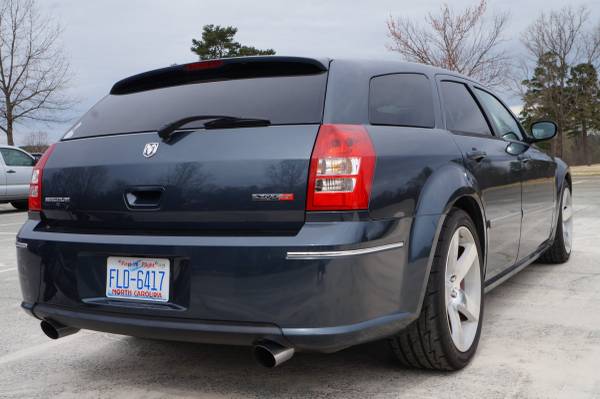 2007 Dodge Magnum SRT-8 - cars & trucks - by owner - vehicle... for sale in Charlotte, NC – photo 23