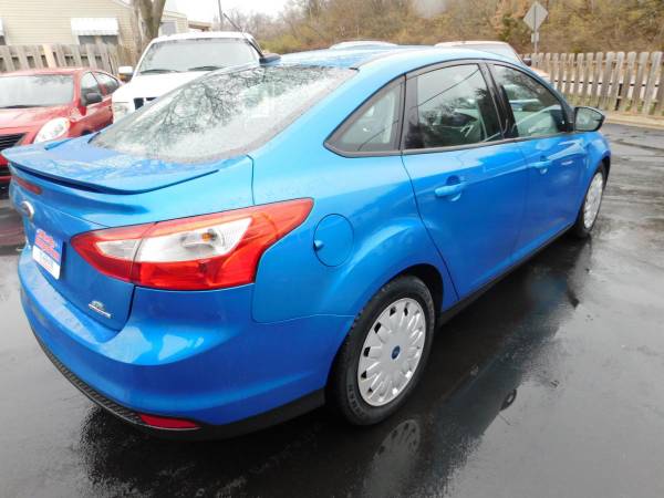 2014 Ford Focus 4dr Sdn SE -3 DAY SALE!!! - cars & trucks - by... for sale in Merriam, MO – photo 9