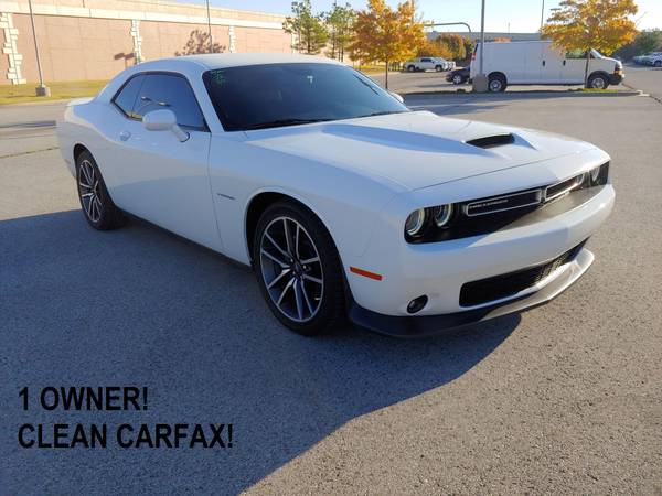 2020 DODGE CHALLENGER R/T ONLY 2,500 MILES! LOADED! 1 OWNER! MINT... for sale in Norman, KS – photo 2