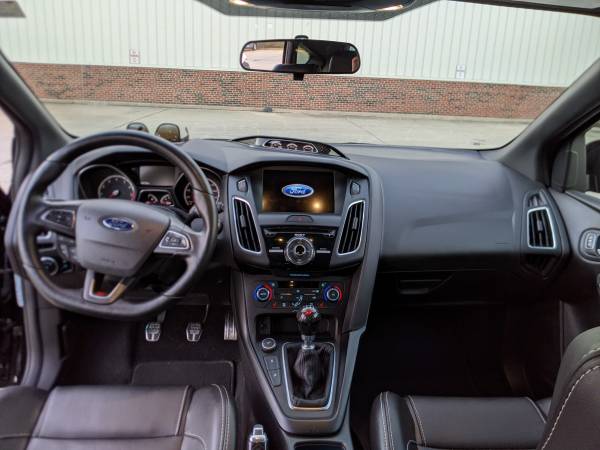 2016 Ford Focus ST - cars & trucks - by owner - vehicle automotive... for sale in Kettering, OH – photo 5