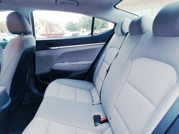 2020 Hyundai Elantra SE Sedan 4D ESPANOL ACCEPTAMOS PASAPORTE ITIN for sale in Arlington, TX – photo 9