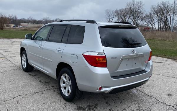 2009 Toyota Highlander 4wd CLEAN! 1 OWNER! - - by for sale in Des Moines, IA – photo 7