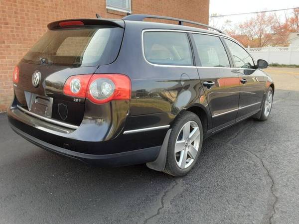 2008 Volkswagen Passat Komfort - - by dealer - vehicle for sale in Fredericksburg, VA – photo 3