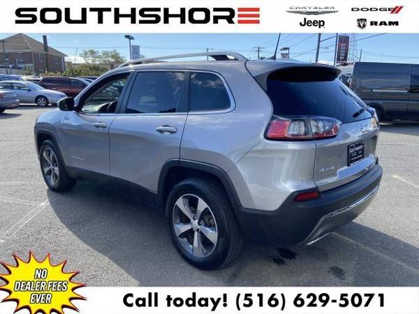 2019 Jeep Cherokee Limited SUV - cars & trucks - by dealer - vehicle... for sale in Inwood, NY – photo 6