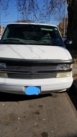 Chevrolet Astro Van 2005 - cars & trucks - by owner - vehicle... for sale in Cicero, IL – photo 2