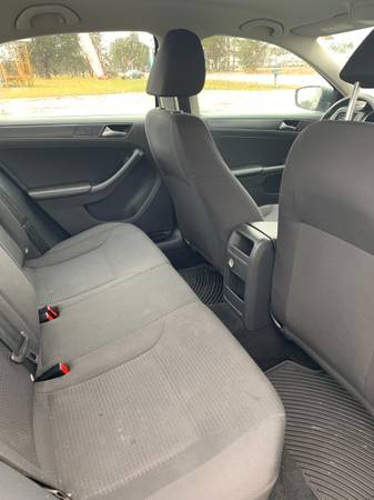 2015 Volkswagen Jetta SE - cars & trucks - by owner - vehicle... for sale in Wells, WI – photo 6