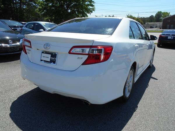2014 toyota Camry low mileage call BETO today - - by for sale in Stone Mountain, GA – photo 4