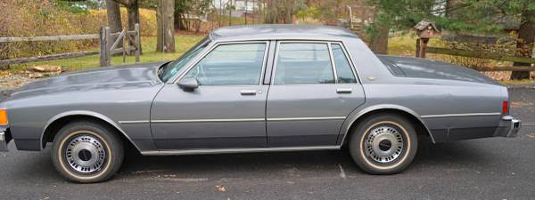 1986 Chevrolet Caprice - cars & trucks - by owner - vehicle... for sale in Tarrytown, NY – photo 2